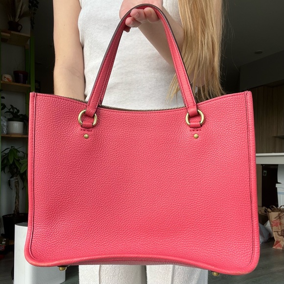 COACH Tyler Carryall 28 pink leather tote bag gold hardware - Picture 2 of 14